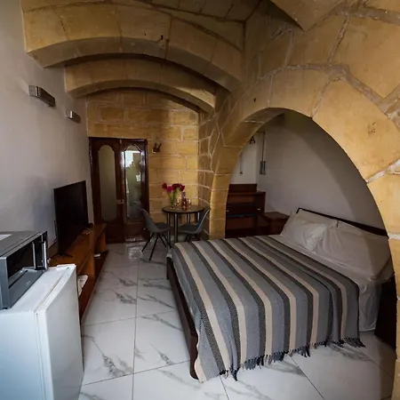 Old Well شقة فاليتا